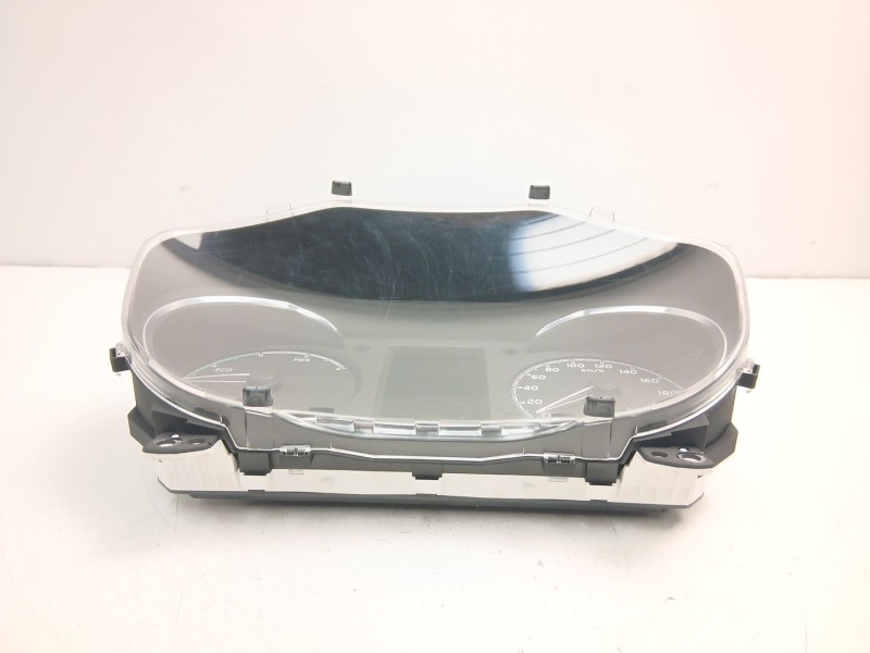 Recambio de cuadro instrumentos para toyota yaris (_p13_) 1.5 hybrid (nhp130_) referencia OEM IAM 83800F5440 MB1575804812 