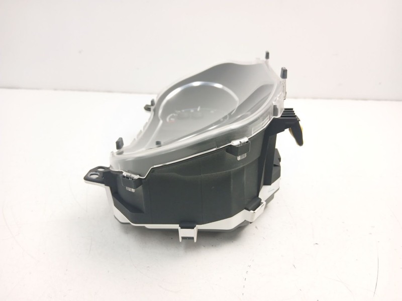 Recambio de cuadro instrumentos para toyota yaris (_p13_) 1.5 hybrid (nhp130_) referencia OEM IAM 83800F5440 MB1575804812 