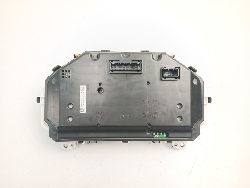 Recambio de cuadro instrumentos para toyota yaris (_p13_) 1.5 hybrid (nhp130_) referencia OEM IAM 83800F5440 MB1575804812 