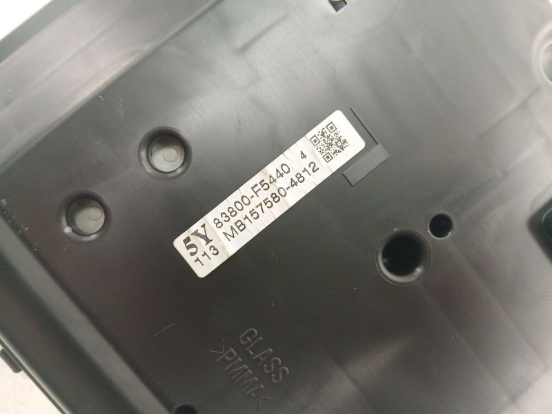 Recambio de cuadro instrumentos para toyota yaris (_p13_) 1.5 hybrid (nhp130_) referencia OEM IAM 83800F5440 MB1575804812 