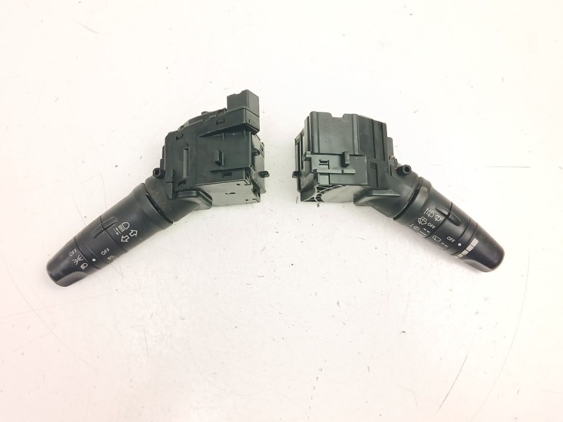 Recambio de mando luces y limpias para nissan primera (p12) 2.2 di referencia OEM IAM 25260AV615  25540AV600