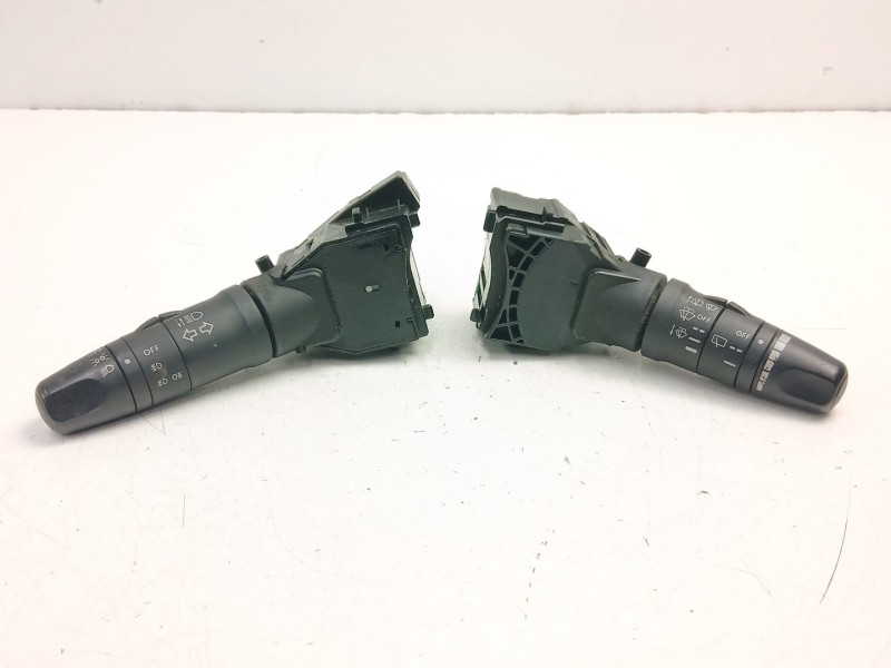 Recambio de mando luces y limpias para nissan primera (p12) 2.2 di referencia OEM IAM 25260AV615  25540AV600