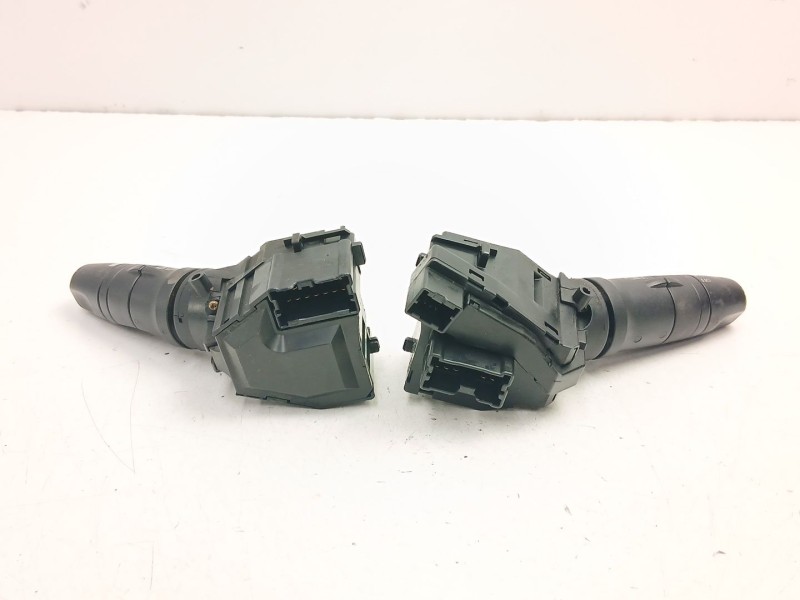 Recambio de mando luces y limpias para nissan primera (p12) 2.2 di referencia OEM IAM 25260AV615  25540AV600