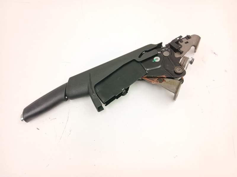 Recambio de palanca freno de mano para seat exeo berlina (3r2) sport referencia OEM IAM 8E0711305P  