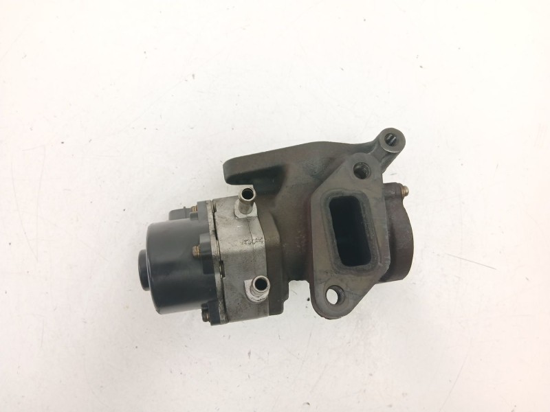 Recambio de valvula egr para nissan primera (p12) 2.2 di referencia OEM IAM 147105M301  