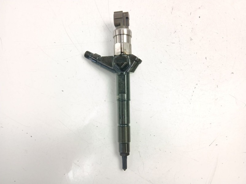 Recambio de inyectores juego para nissan primera (p12) 2.2 di referencia OEM IAM 16600AU600  