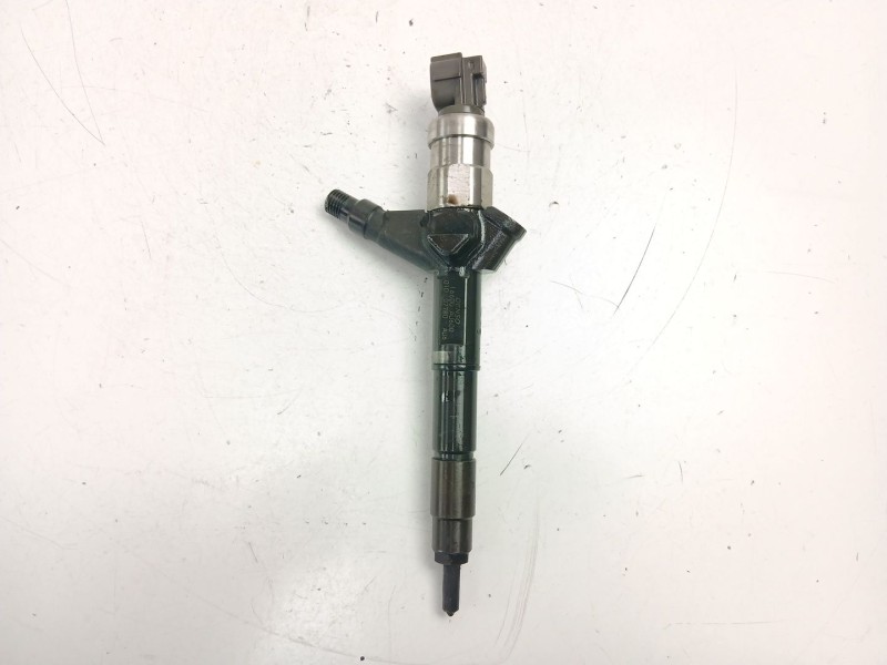 Recambio de inyectores juego para nissan primera (p12) 2.2 di referencia OEM IAM 16600AU600  