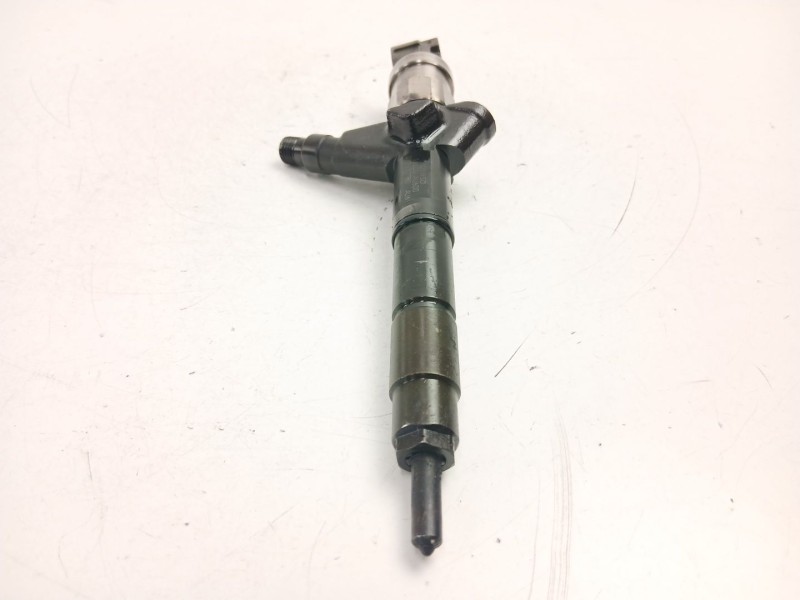 Recambio de inyectores juego para nissan primera (p12) 2.2 di referencia OEM IAM 16600AU600  