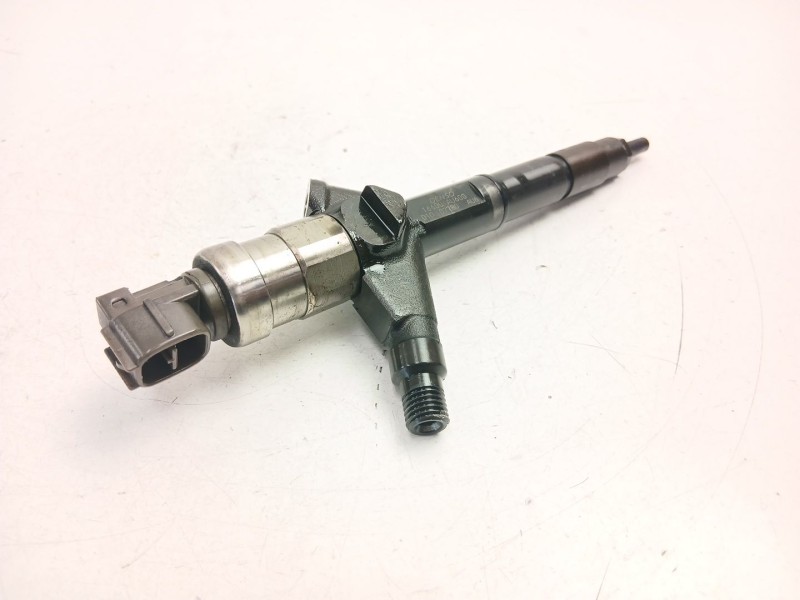 Recambio de inyectores juego para nissan primera (p12) 2.2 di referencia OEM IAM 16600AU600  