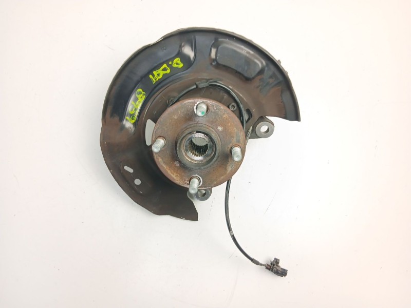 Recambio de mangueta delantera derecha para toyota yaris (_p13_) 1.5 hybrid (nhp130_) referencia OEM IAM 432110D230  