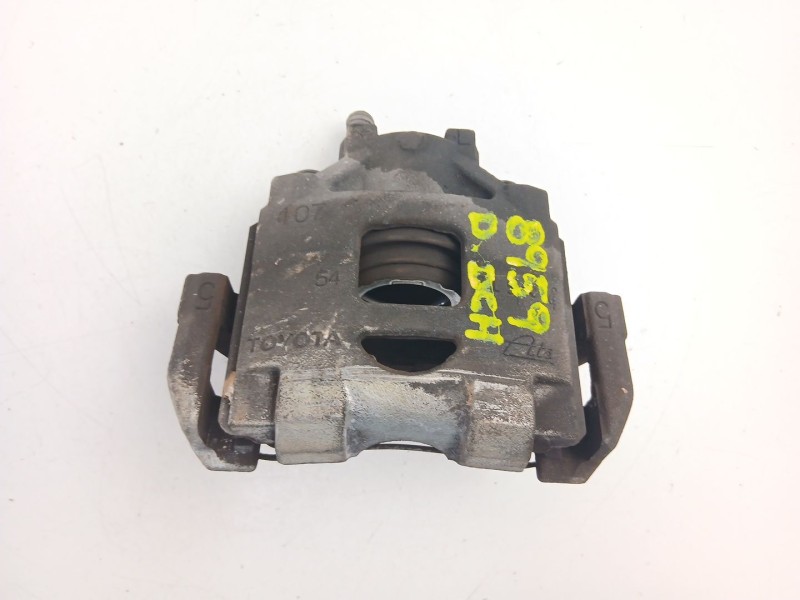 Recambio de pinza freno delantera derecha para toyota yaris (_p13_) 1.5 hybrid (nhp130_) referencia OEM IAM 477300D200  