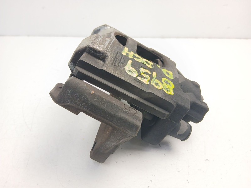 Recambio de pinza freno delantera derecha para toyota yaris (_p13_) 1.5 hybrid (nhp130_) referencia OEM IAM 477300D200  