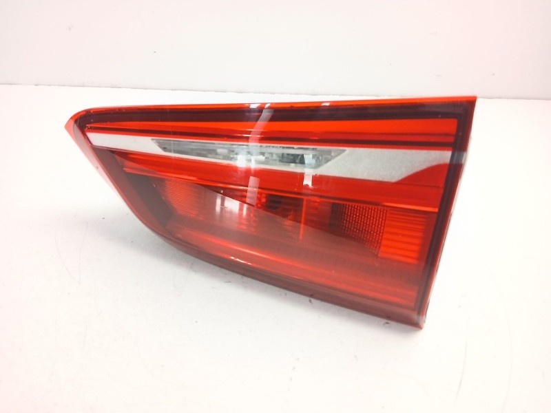 Recambio de piloto porton derecho para bmw x1 (f48) xdrive 20 d referencia OEM IAM 7350698  