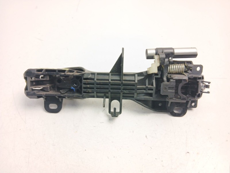 Recambio de manilla delantera derecha para toyota yaris (_p13_) 1.5 hybrid (nhp130_) referencia OEM IAM 692010D050  