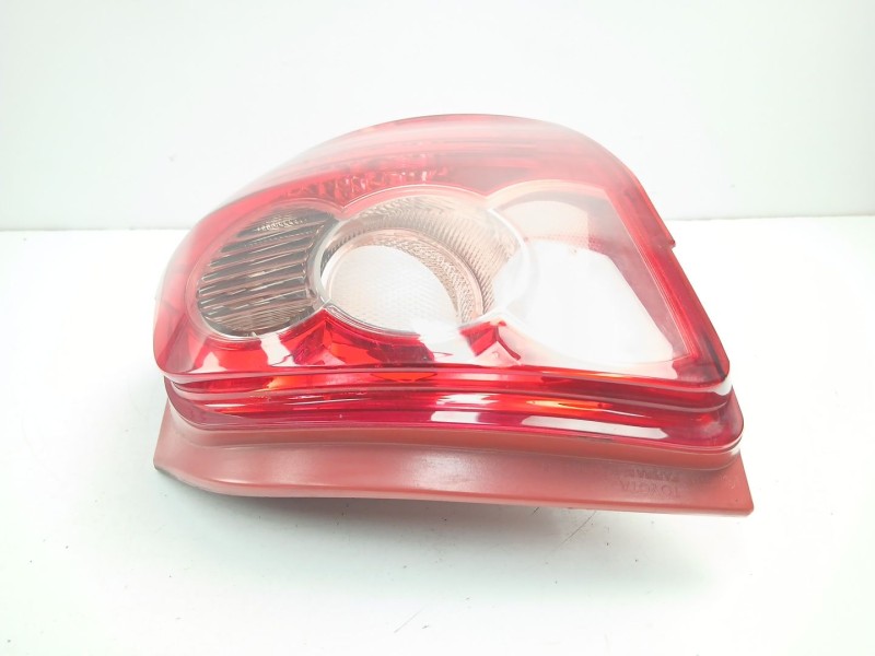 Recambio de piloto trasero derecho para toyota auris (_e15_) 2.2 d (ade157_, ade151_) referencia OEM IAM 8155102380  