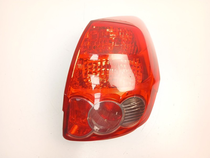 Recambio de piloto trasero izquierdo para toyota auris (_e15_) 2.2 d (ade157_, ade151_) referencia OEM IAM 8156102380  
