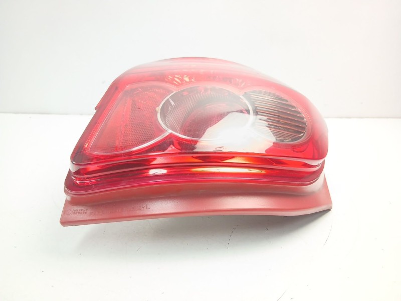 Recambio de piloto trasero izquierdo para toyota auris (_e15_) 2.2 d (ade157_, ade151_) referencia OEM IAM 8156102380  