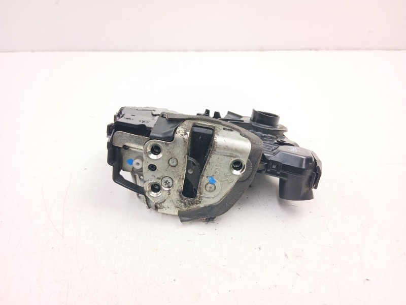 Recambio de cerradura puerta delantera derecha para toyota auris (_e15_) 2.2 d (ade157_, ade151_) referencia OEM IAM 6903002220 