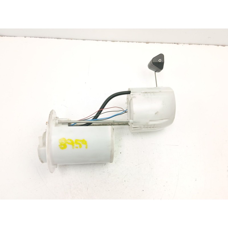 Recambio de bomba combustible aforador para toyota yaris (_p13_) 1.5 hybrid (nhp130_) referencia OEM IAM 777040D090  