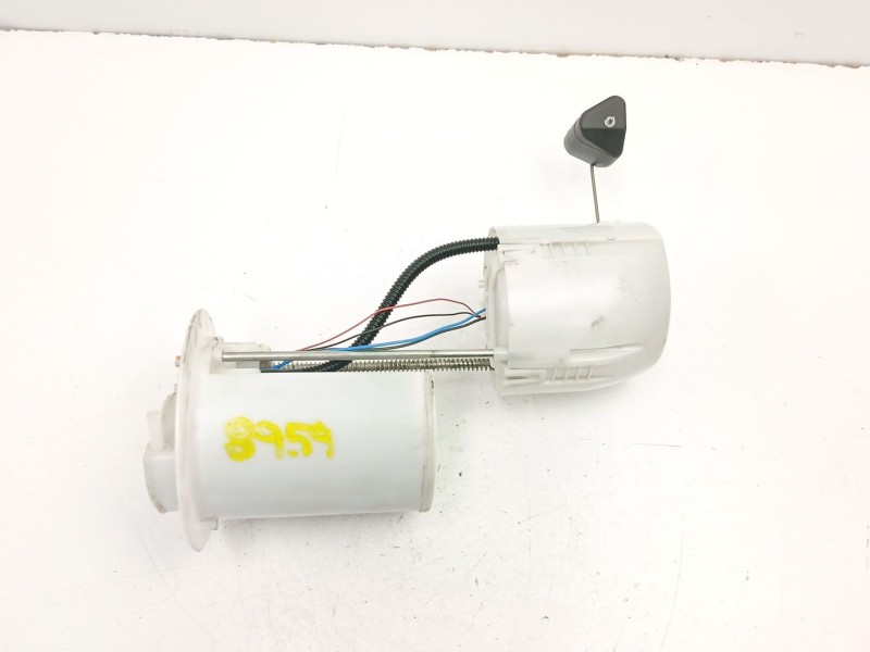 Recambio de bomba combustible aforador para toyota yaris (_p13_) 1.5 hybrid (nhp130_) referencia OEM IAM 777040D090  