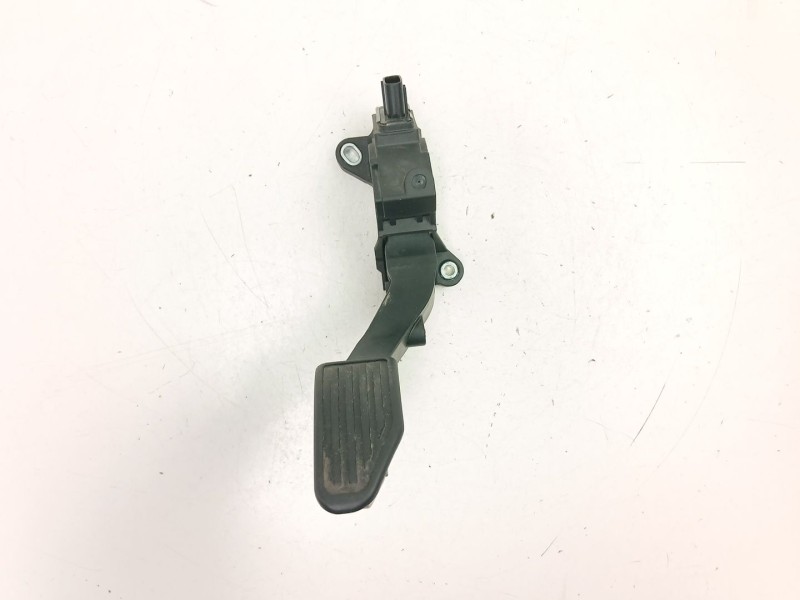 Recambio de potenciometro aceleracion para toyota yaris (_p13_) 1.5 hybrid (nhp130_) referencia OEM IAM 781100D110  