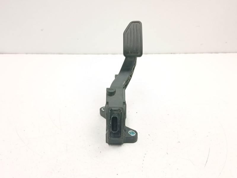 Recambio de potenciometro aceleracion para toyota yaris (_p13_) 1.5 hybrid (nhp130_) referencia OEM IAM 781100D110  