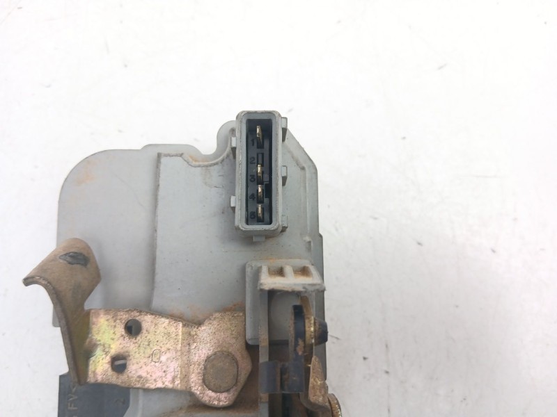 Recambio de cerradura puerta trasera derecha para peugeot 306 (7b, n3, n5) 1.9 d referencia OEM IAM 913856  