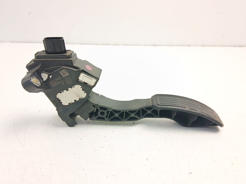 Recambio de potenciometro aceleracion para toyota auris (_e15_) 2.2 d (ade157_, ade151_) referencia OEM IAM 7811002020  