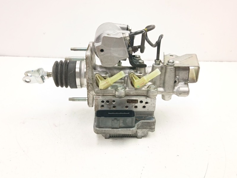 Recambio de abs para toyota yaris (_p13_) 1.5 hybrid (nhp130_) referencia OEM IAM 4721052480 4707012020 