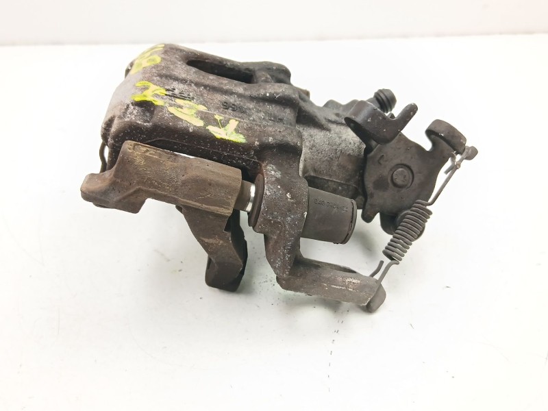 Recambio de pinza freno trasera izquierda para toyota yaris (_p13_) 1.5 hybrid (nhp130_) referencia OEM IAM 478500D020  