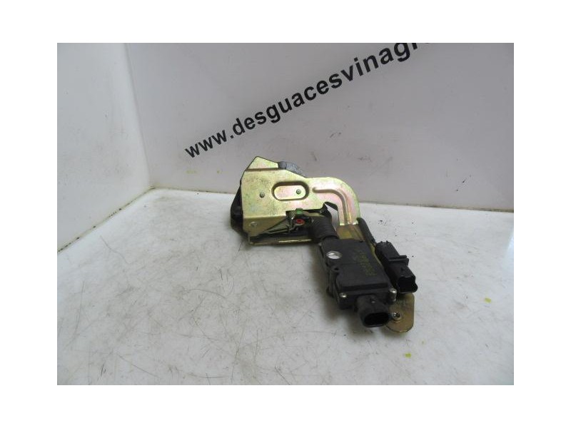 Recambio de cerradura pta. tras. izq. : citroen c 8 : 2.2 hdi (130cv) [2002] para citroen c 8 2.2 hdi referencia OEM IAM   