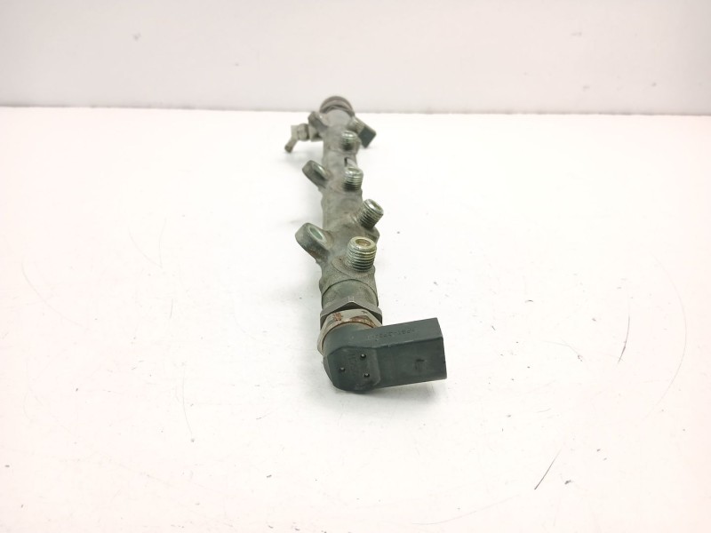 Recambio de rampa inyectora para bmw x3 (e83) 2.0 d referencia OEM IAM 7787164 0445214030 