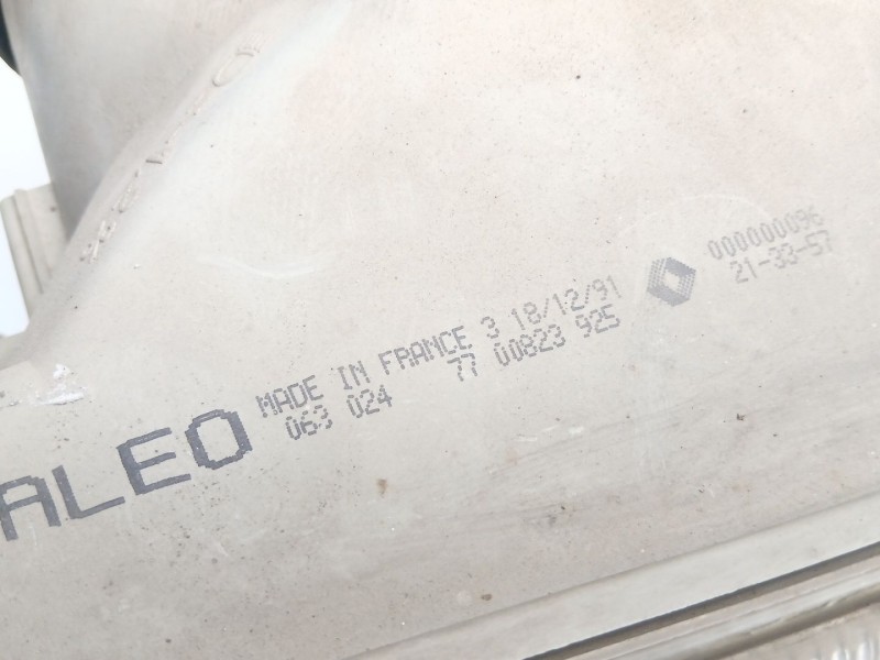 Recambio de faro derecho para renault 19 i (b/c53_) 1.4 referencia OEM IAM 7700823925  