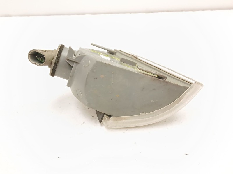 Recambio de piloto delantero izquierdo para renault 19 i (b/c53_) 1.4 referencia OEM IAM 7701036017  