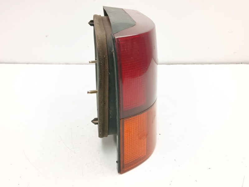 Recambio de piloto trasero izquierdo para renault 19 i (b/c53_) 1.4 referencia OEM IAM 7701033780  