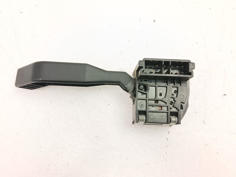 Recambio de mando luces y limpias para renault 19 i (b/c53_) 1.4 referencia OEM IAM 7700781671  7700842114