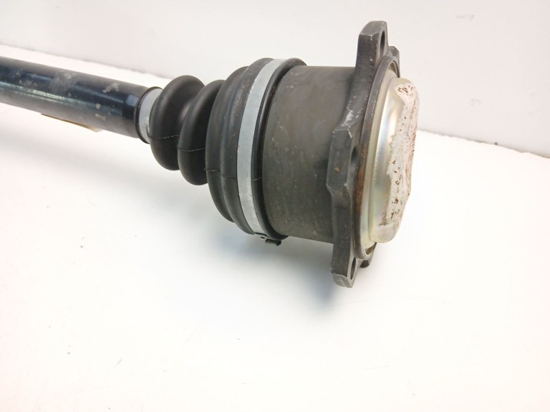 Recambio de transmision delantera derecha para volkswagen passat b5 (3b2) 1.9 tdi referencia OEM IAM 8D0407272BQ  