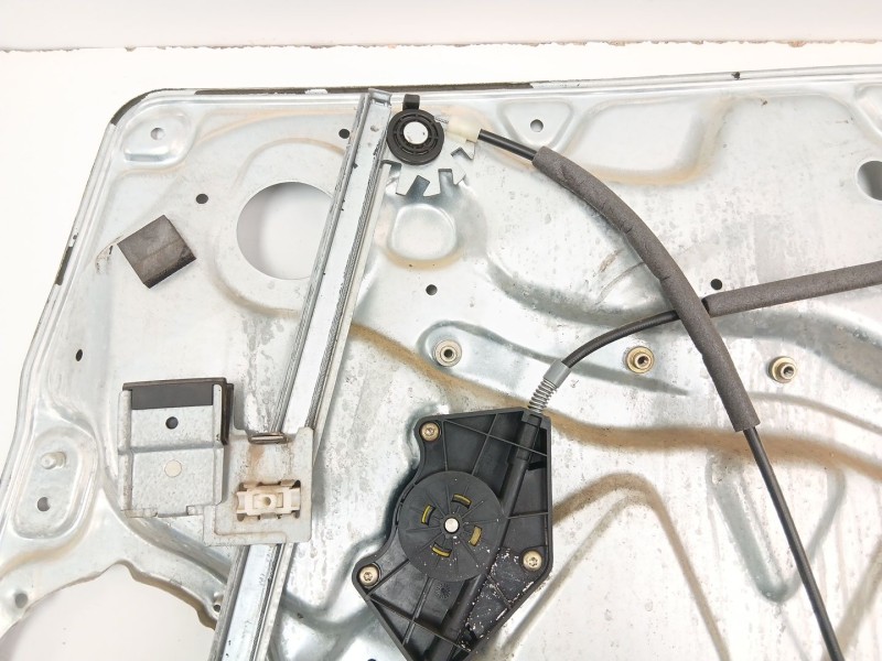 Recambio de elevalunas delantero izquierdo para volkswagen passat b5 (3b2) 1.9 tdi referencia OEM IAM 3B4837755A  