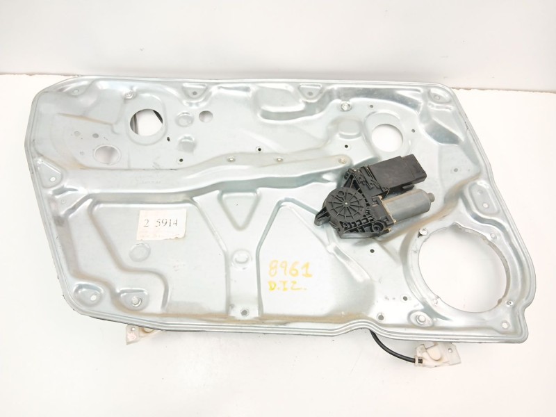 Recambio de elevalunas delantero izquierdo para volkswagen passat b5 (3b2) 1.9 tdi referencia OEM IAM 3B4837755A  