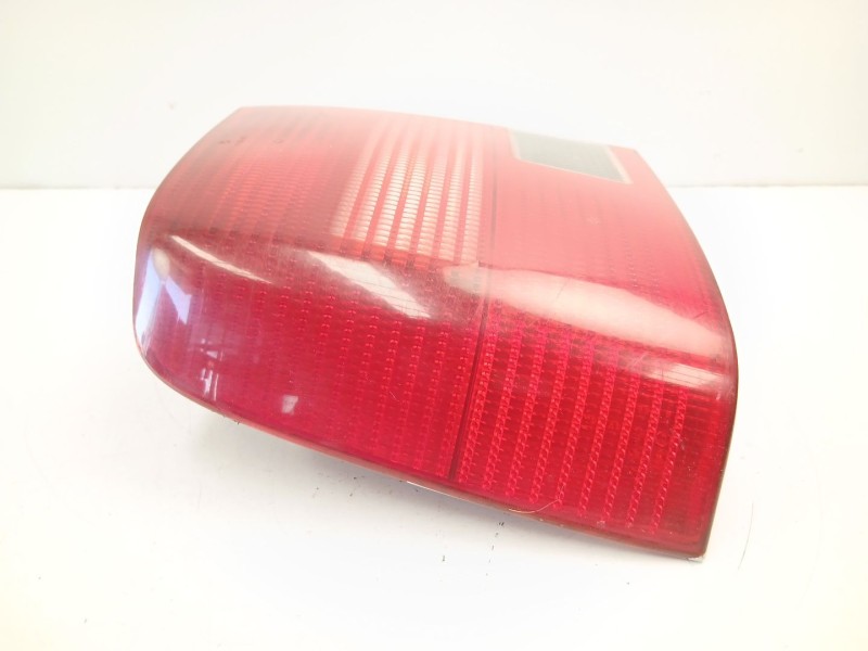 Recambio de piloto trasero izquierdo para volkswagen passat b5 (3b2) 1.9 tdi referencia OEM IAM 3B5945095F  