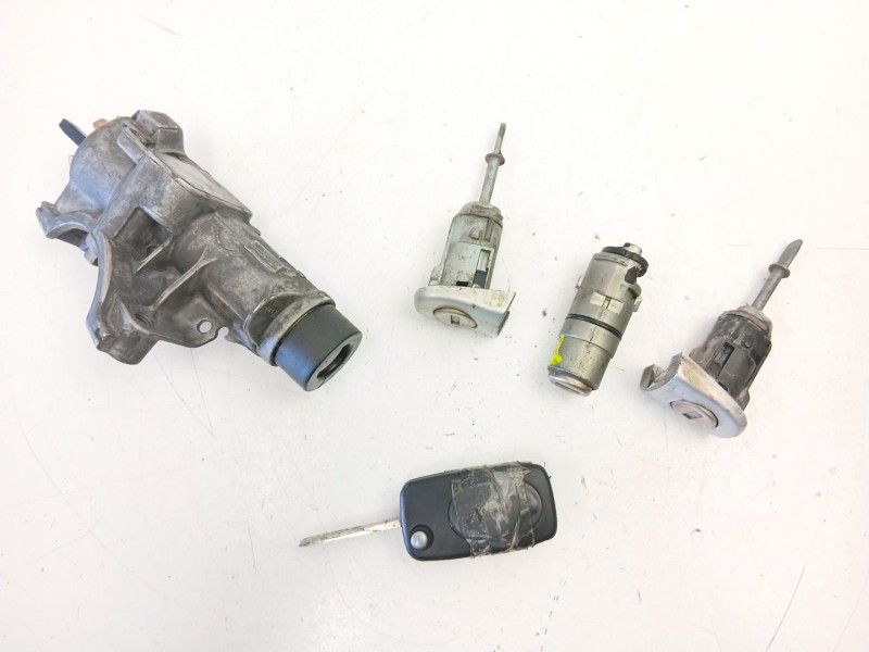 Recambio de conmutador de arranque para volkswagen passat b5 (3b2) 1.9 tdi referencia OEM IAM 4B0905851A  