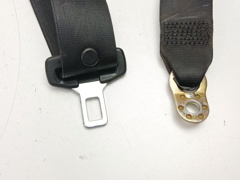 Recambio de cinturon seguridad delantero derecho para volkswagen passat b5 (3b2) 1.9 tdi referencia OEM IAM 3B1857706B  