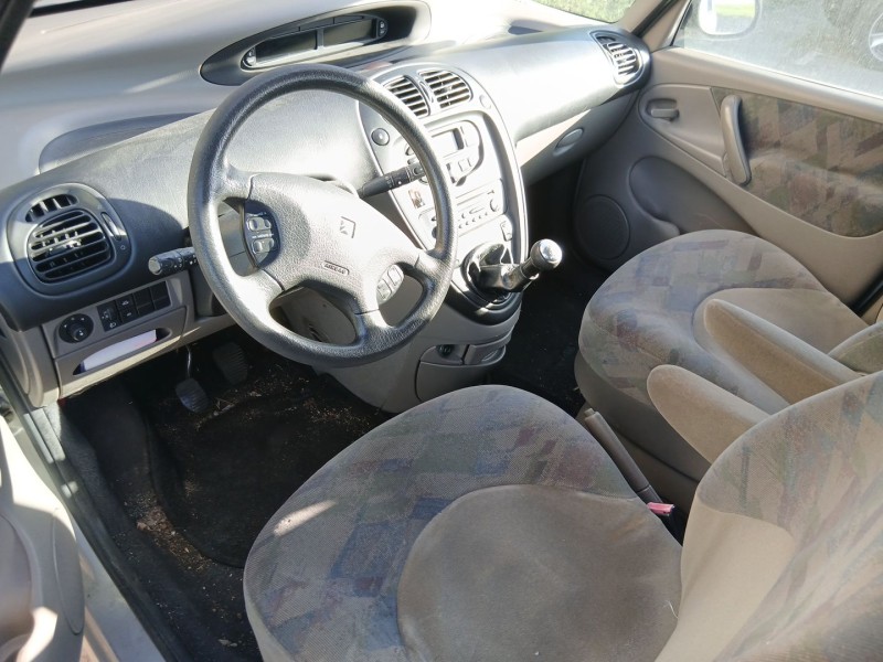citroën xsara picasso (n68) del año 2002