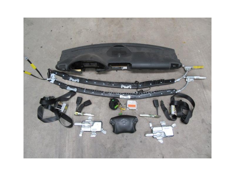 Recambio de airbag juego completo : m. benz c 220 : 2.2 cdi [2006] para m. benz c 220 2.2 cdi referencia OEM IAM JUEGOCOMPLETO  