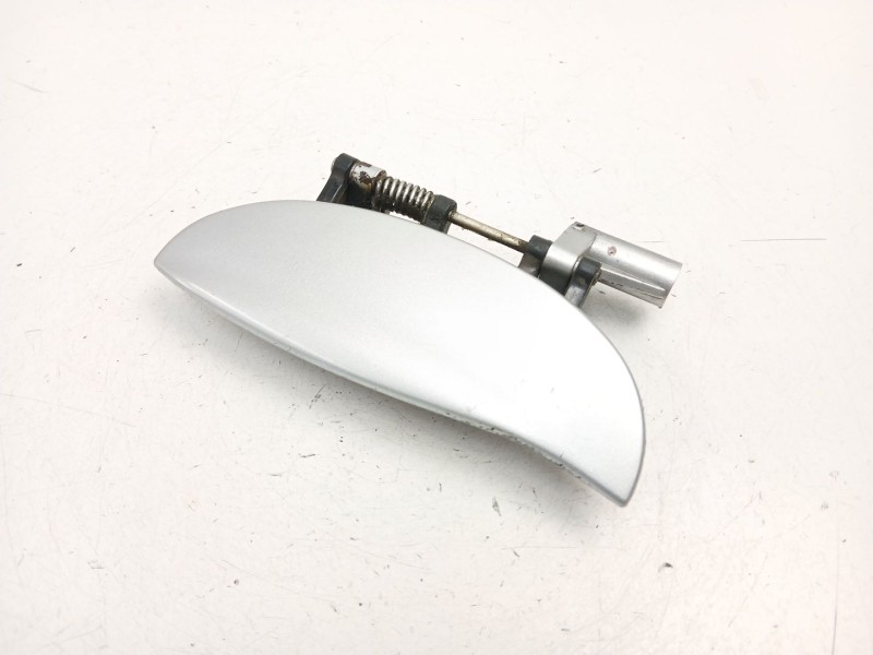 Recambio de manilla delantera izquierda para hyundai atos (mx) 1.1 referencia OEM IAM 8265102010  