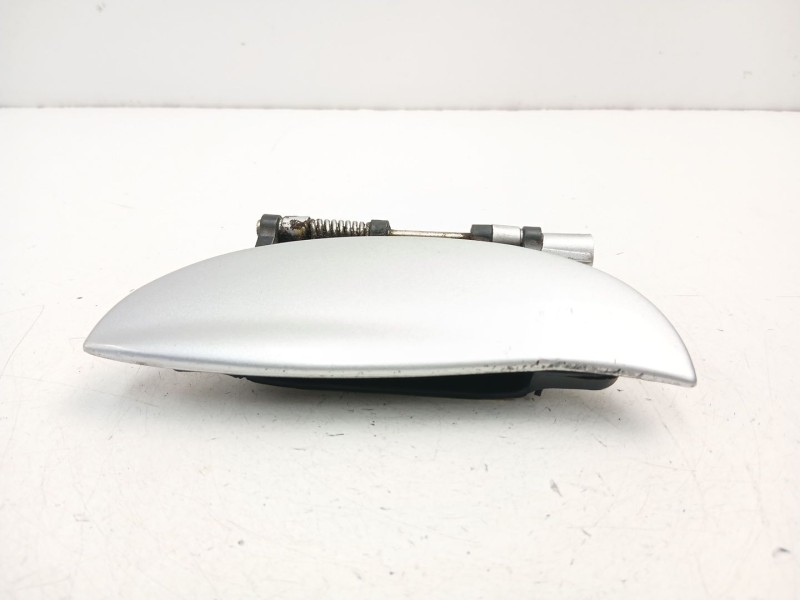 Recambio de manilla delantera izquierda para hyundai atos (mx) 1.1 referencia OEM IAM 8265102010  
