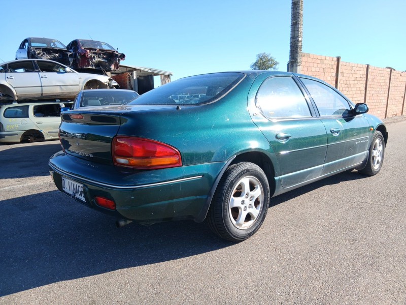 chrysler stratus (ja) del año 2000