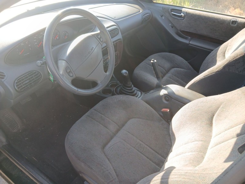 chrysler stratus (ja) del año 2000