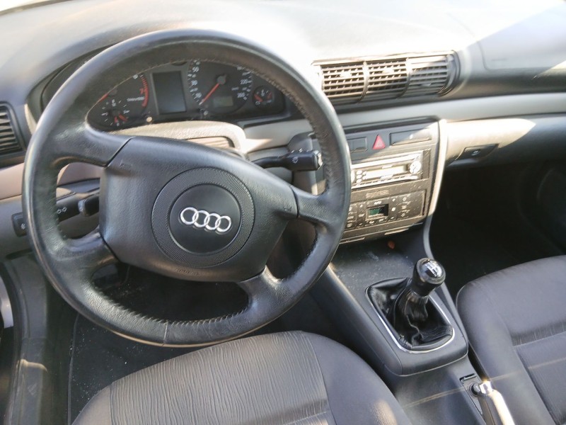 audi a4 b5 (8d2) del año 1999