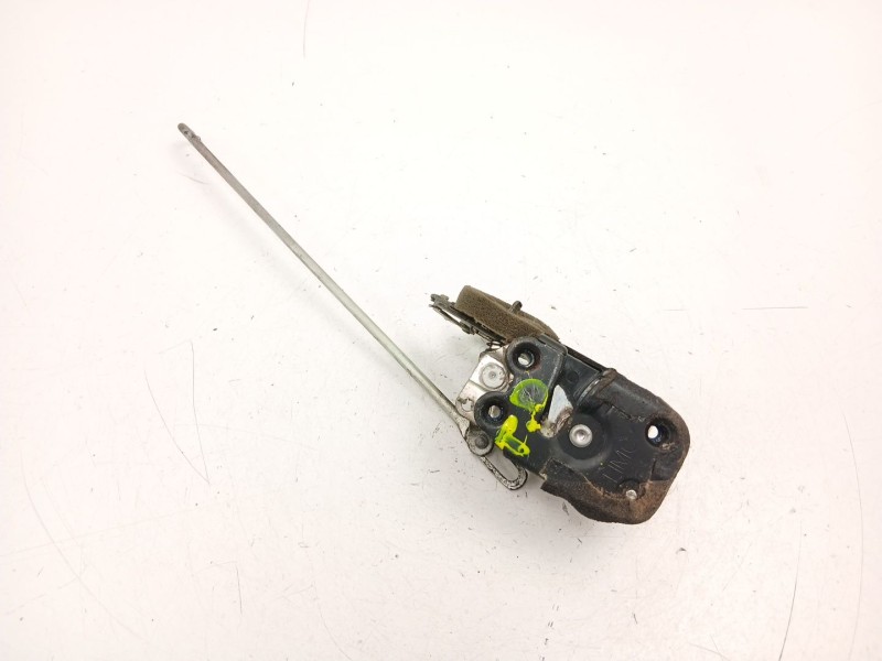 Recambio de cerradura puerta trasera derecha para hyundai atos (mx) 1.1 referencia OEM IAM 8142002010  